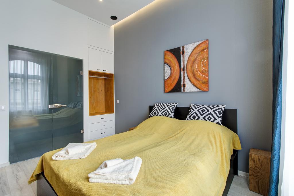 Luxury Apartment By Hi5 -Andrassy Suite Βουδαπέστη Εξωτερικό φωτογραφία