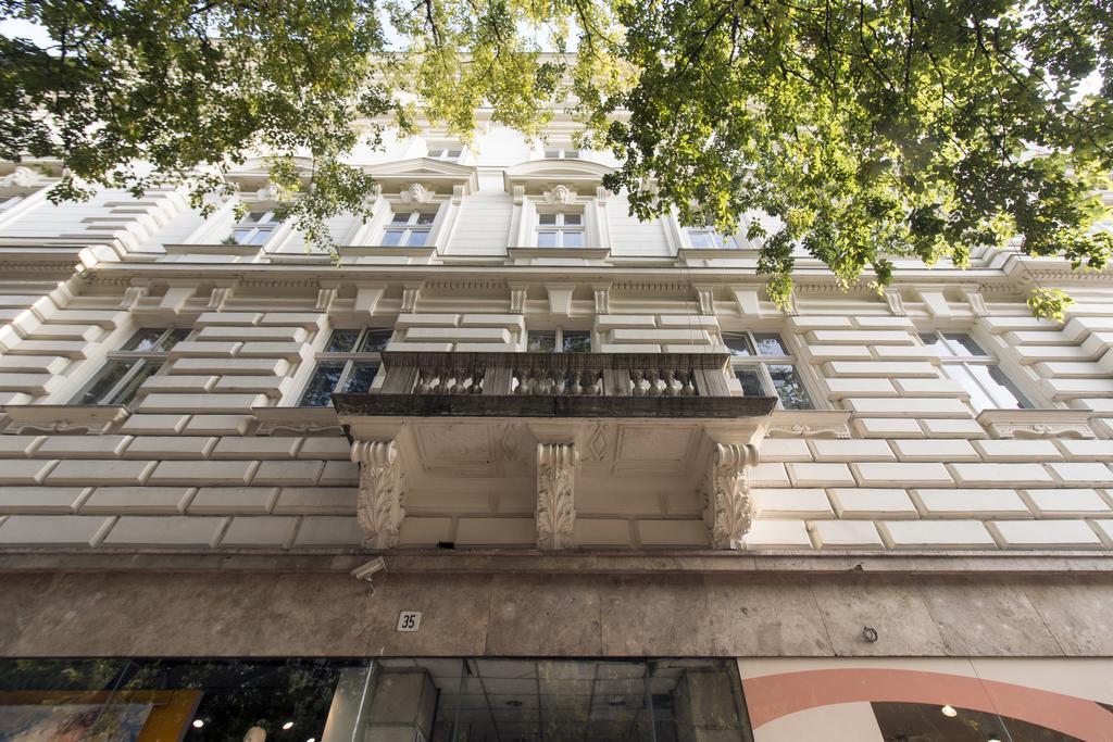 Luxury Apartment By Hi5 -Andrassy Suite Βουδαπέστη Εξωτερικό φωτογραφία