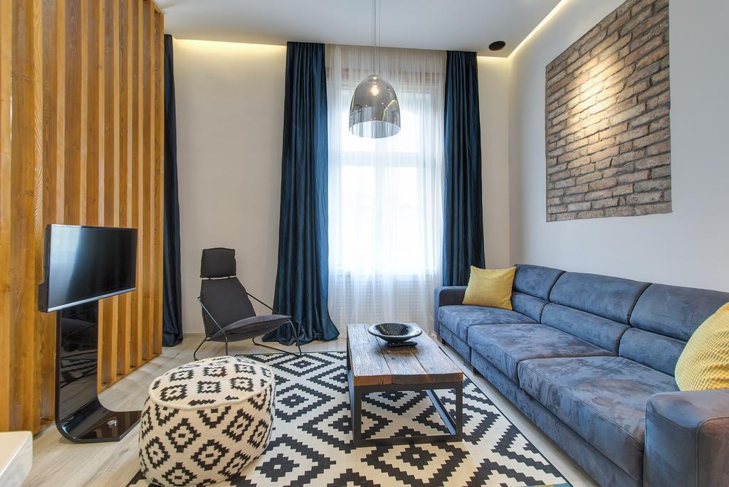 Luxury Apartment By Hi5 -Andrassy Suite Βουδαπέστη Εξωτερικό φωτογραφία