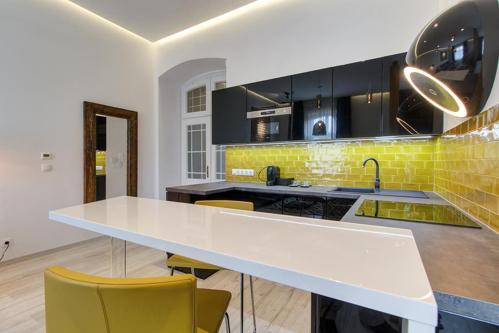 Luxury Apartment By Hi5 -Andrassy Suite Βουδαπέστη Εξωτερικό φωτογραφία